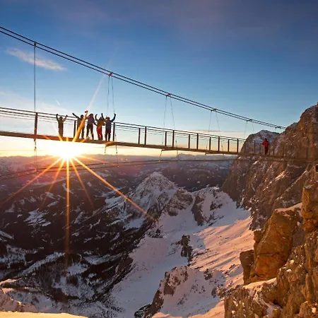 Golf & Skipension Krug Guest house Haus im Ennstal