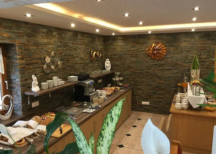 Golf & Skipension Krug بيت ضيافة