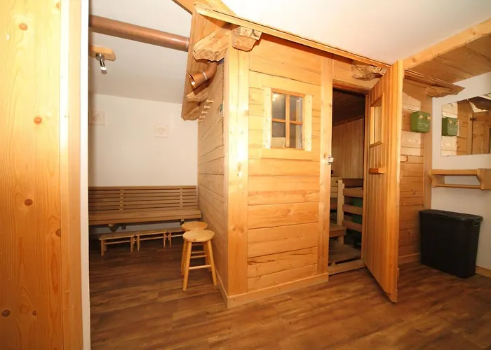 Golf & Skipension Krug 3* هاوس إم إنيستال