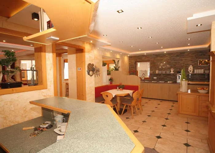 بيت ضيافة Golf & Skipension Krug هاوس إم إنيستال