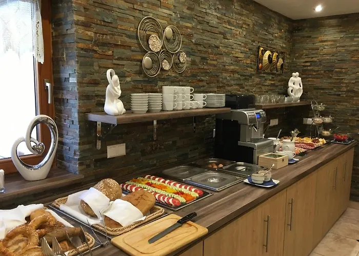 Golf & Skipension Krug بيت ضيافة 3*