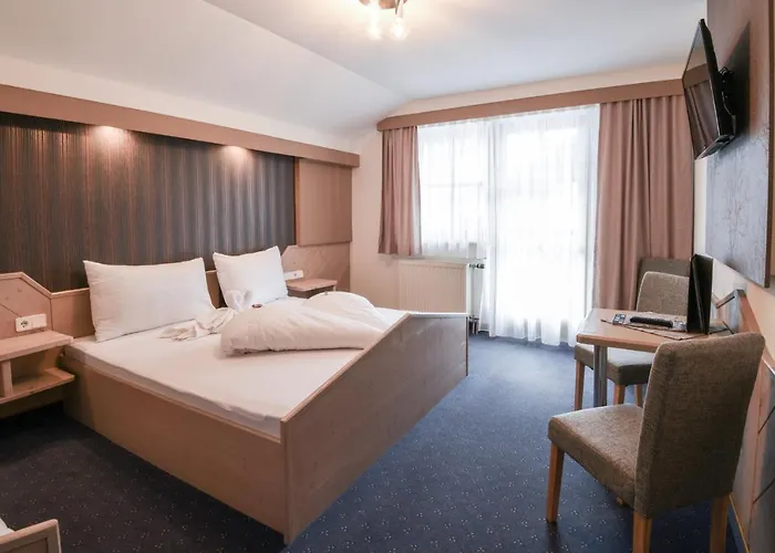 Golf & Skipension Krug بيت ضيافة 3*